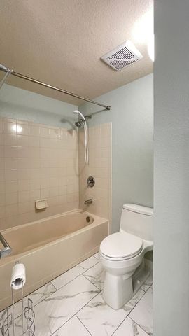 170 SW Peacock Blvd Apt 36-104 St, Port St Lucie, FL 34986