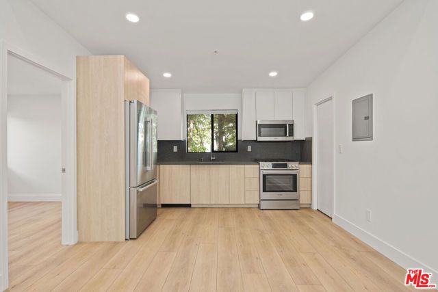 2918 3rd Street 6, Santa Monica, CA 90405