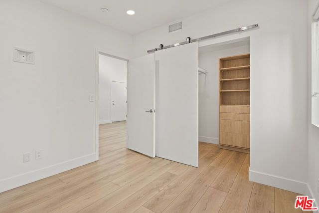 2918 3rd Street 6, Santa Monica, CA 90405
