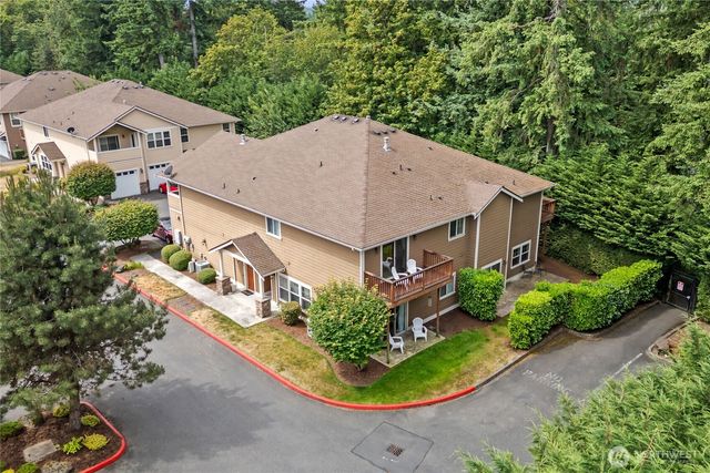 21900 SE 242nd Street #D2, Maple Valley, WA 98038