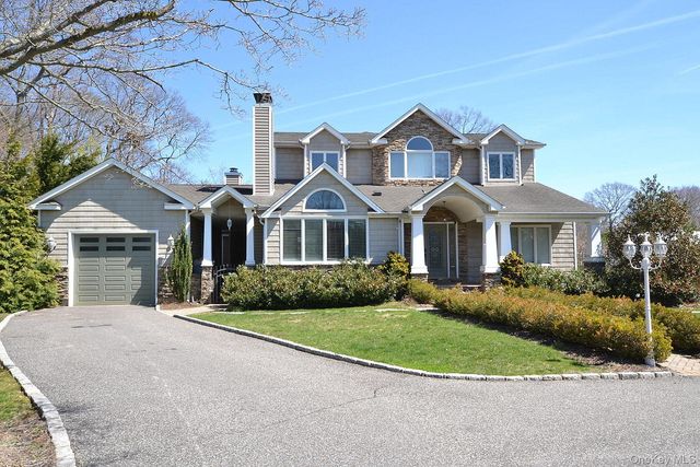 85 Virginia Avenue, Ronkonkoma, NY 11779