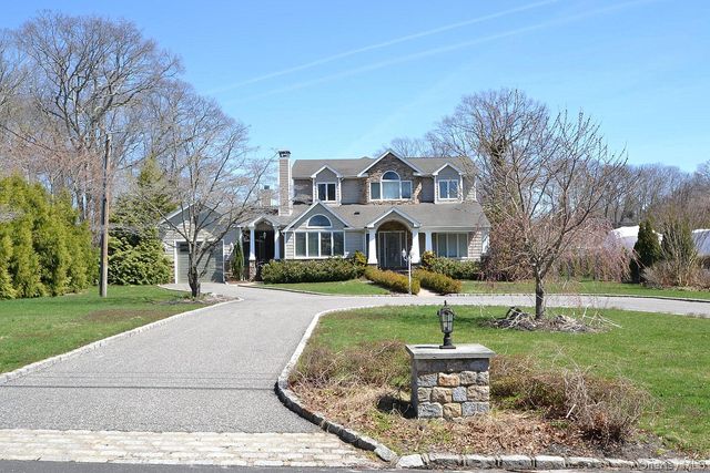 85 Virginia Avenue, Ronkonkoma, NY 11779