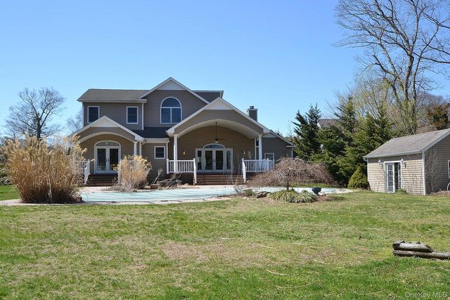 85 Virginia Avenue, Ronkonkoma, NY 11779