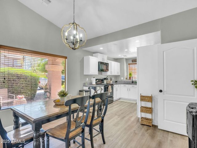 1516 W NANCY Lane, Phoenix, AZ 85041