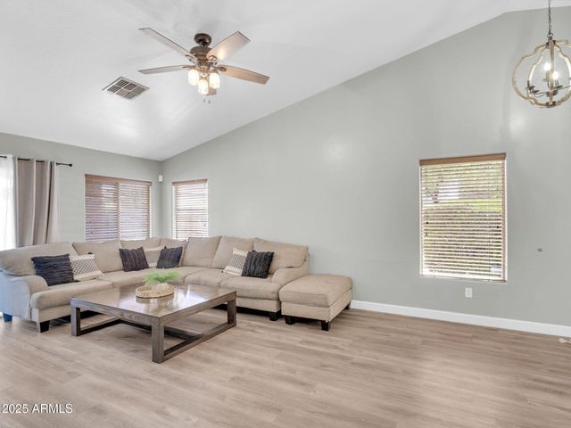 1516 W NANCY Lane, Phoenix, AZ 85041