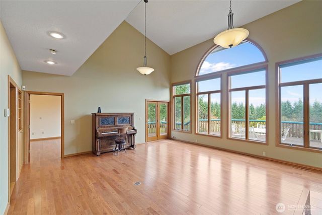 270 SE Valley View Way, Chehalis, WA 98532