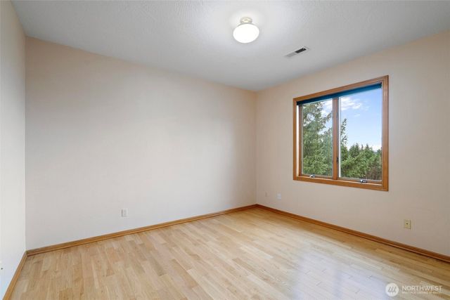 270 SE Valley View Way, Chehalis, WA 98532