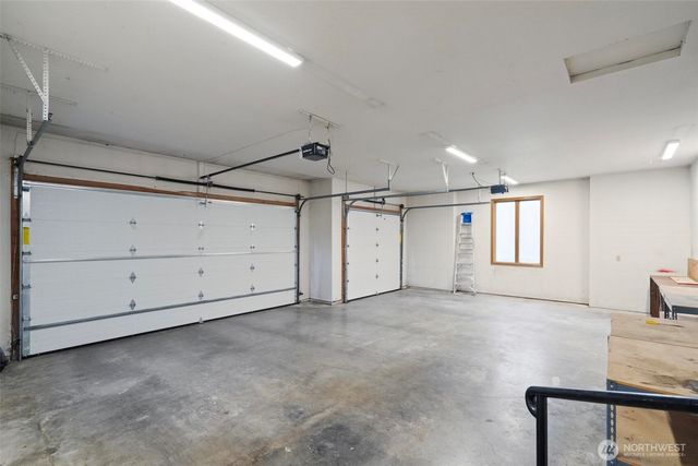 270 SE Valley View Way, Chehalis, WA 98532