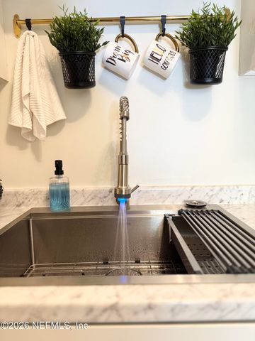 2121 EGNER Street, Jacksonville, FL 32206