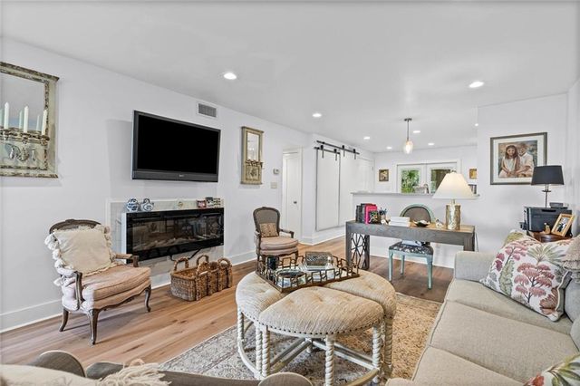 4009 Old Shell Road C19, Mobile, AL 36608