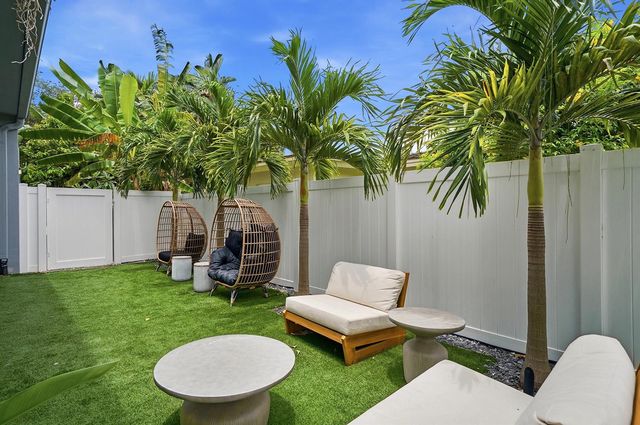 1210 NE 11th Avenue, Fort Lauderdale, FL 33304