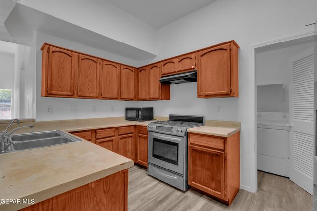 7252 COPPER NAIL Lane, El Paso, TX 79934
