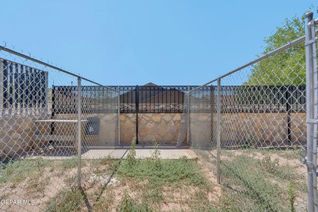 7252 COPPER NAIL Lane, El Paso, TX 79934