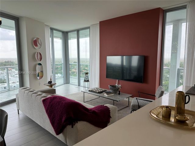 2000 Metropica Way 903, Sunrise, FL 33323