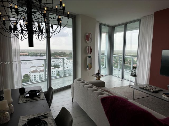 2000 Metropica Way 903, Sunrise, FL 33323