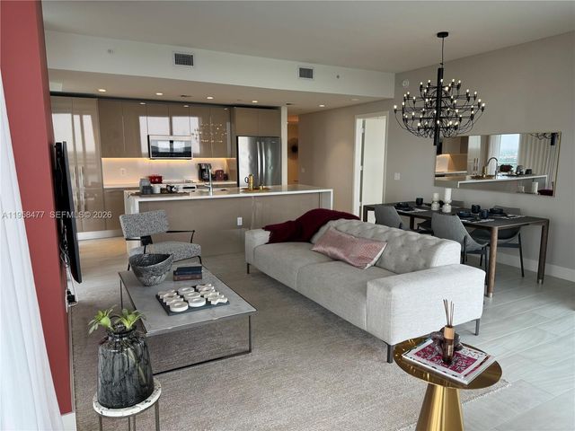 2000 Metropica Way 903, Sunrise, FL 33323