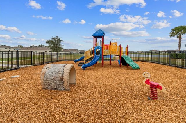 2055 WHITE PELICAN TERRACE, Sanford, FL 32771