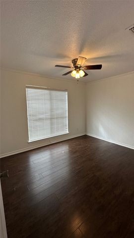 3411 Pewitt Drive 3413, Waco, TX 76706