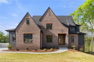 8915 Maltese Court, Lewisville, NC 27023