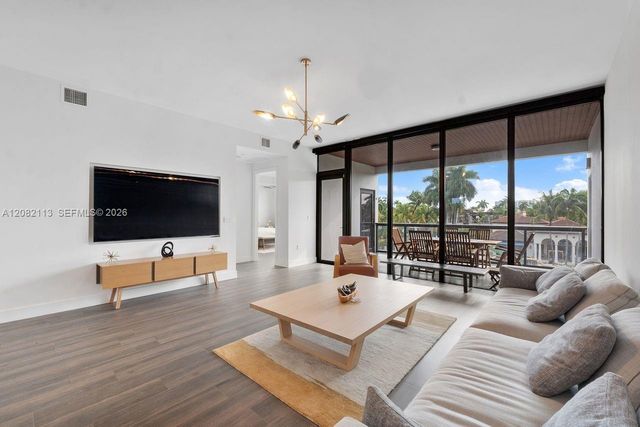 20 Isle Of Venice Drive 302, Fort Lauderdale, FL 33301