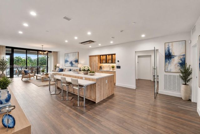 20 Isle Of Venice Drive 302, Fort Lauderdale, FL 33301