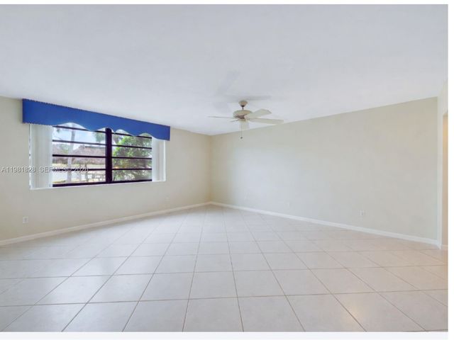 1101 Colony Point Cir 101, Pembroke Pines, FL 33026
