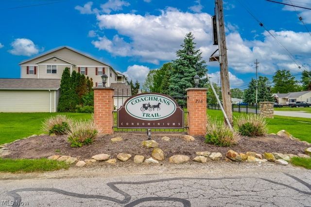 216 Moore Road 4M, Avon Lake, OH 44012