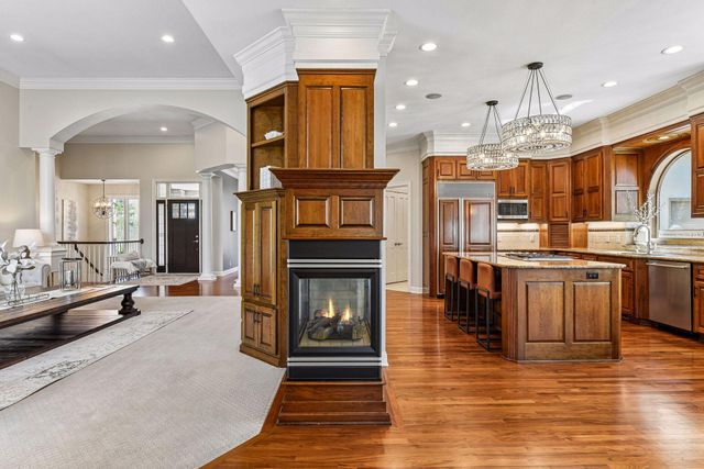 6985 Oak Ridge Road, Hamel, MN 55340