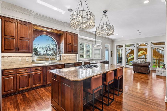 6985 Oak Ridge Road, Hamel, MN 55340