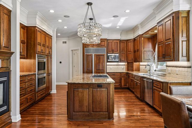 6985 Oak Ridge Road, Hamel, MN 55340