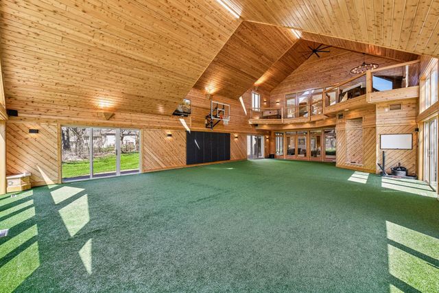 6985 Oak Ridge Road, Hamel, MN 55340