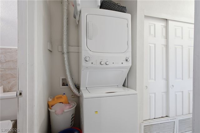 1956 H Street, Las Vegas, NV 89106