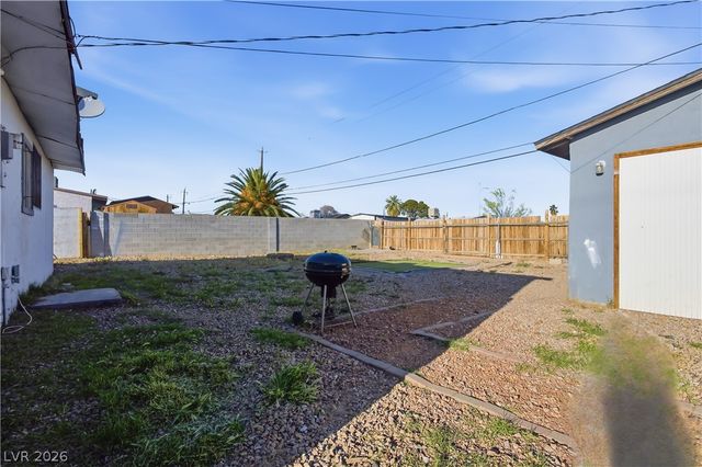 1956 H Street, Las Vegas, NV 89106