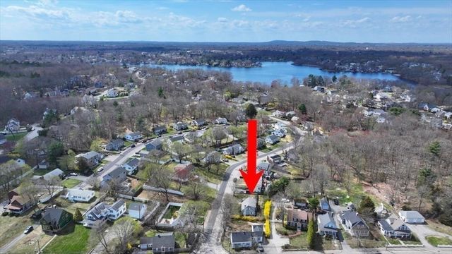 15 Village Rd, Weymouth, MA 02189