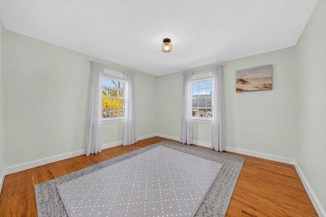 15 Village Rd, Weymouth, MA 02189