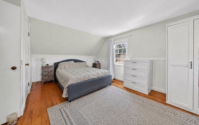 15 Village Rd, Weymouth, MA 02189