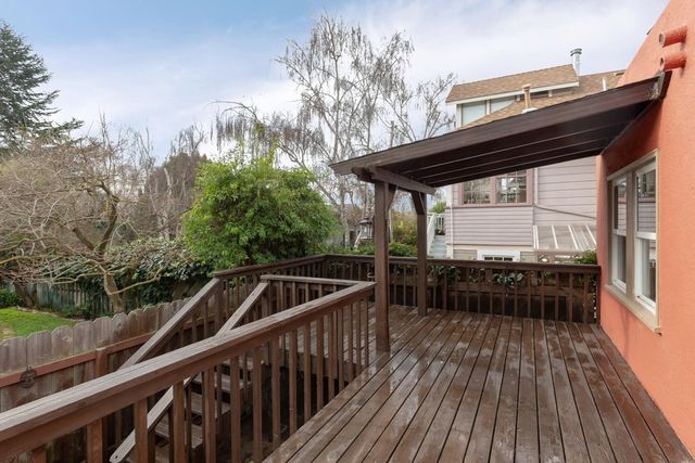 1128 Delaware St, Berkeley, CA 94702