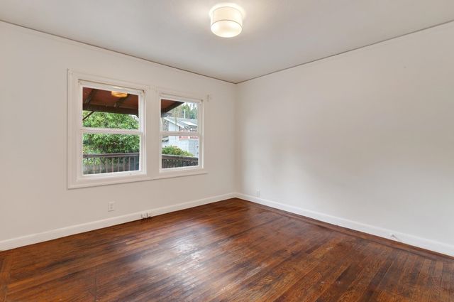 1128 Delaware St, Berkeley, CA 94702