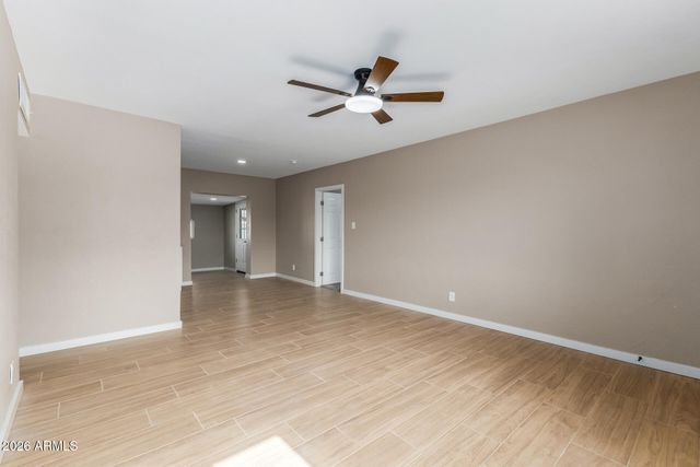 1906 E ALMERIA Road, Phoenix, AZ 85006