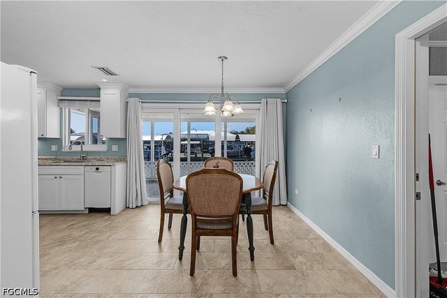 7815 Bocilla LN, Bokeelia, FL 33922