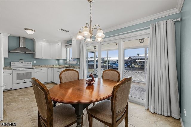 7815 Bocilla LN, Bokeelia, FL 33922