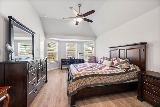 8631 Oceanmist Cove Drive, Cypress, TX 77433