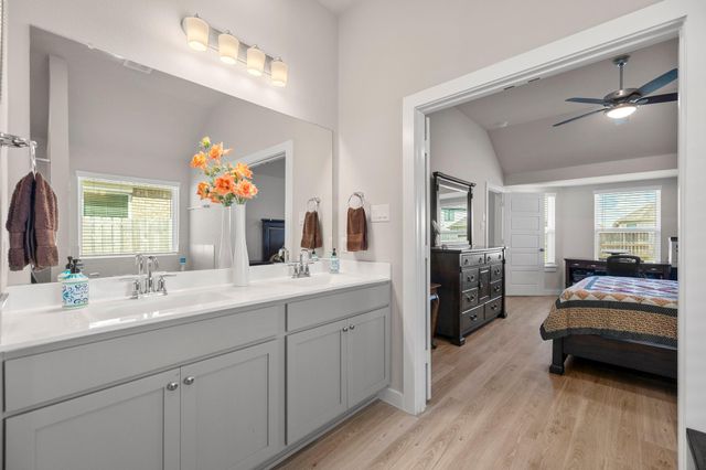 8631 Oceanmist Cove Drive, Cypress, TX 77433