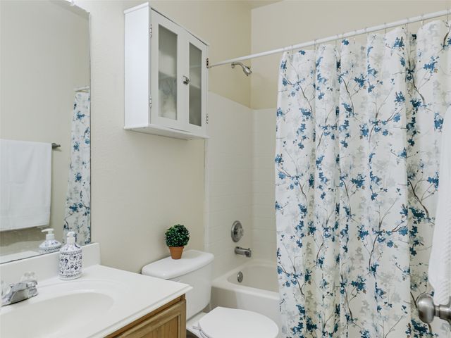 717 Sequoia Drive, Anna, TX 75409