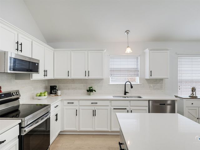 717 Sequoia Drive, Anna, TX 75409