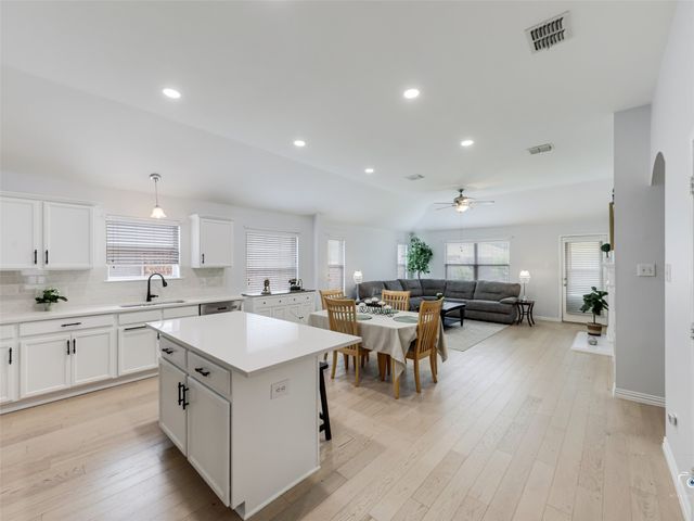 717 Sequoia Drive, Anna, TX 75409