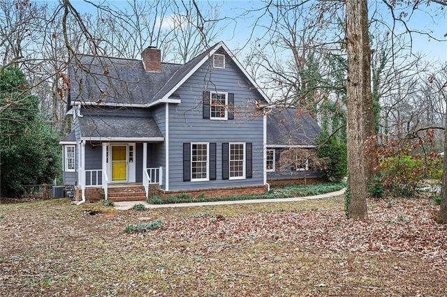 8234 Dawn Drive, Jonesboro, GA 30236