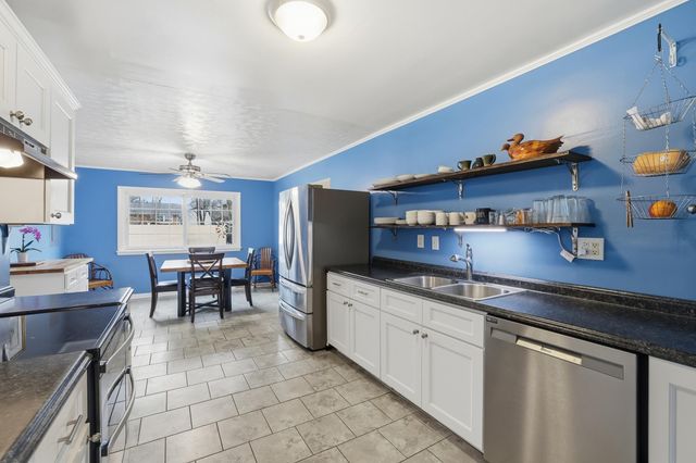 744 Kingston Road, Lexington, KY 40505