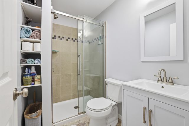 744 Kingston Road, Lexington, KY 40505