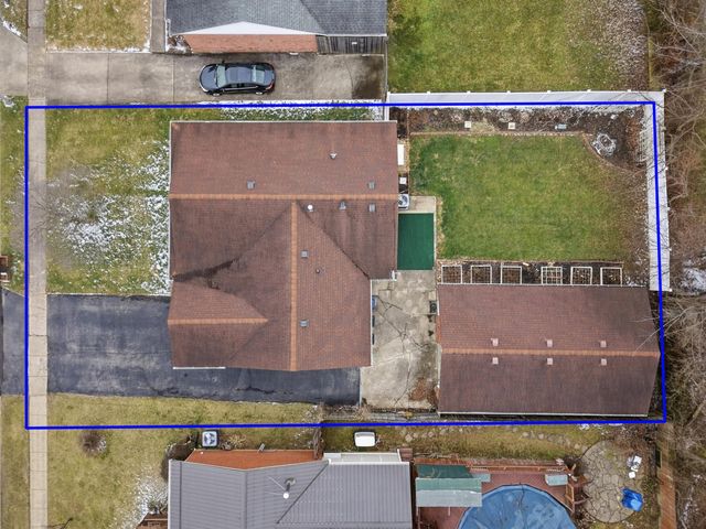 744 Kingston Road, Lexington, KY 40505